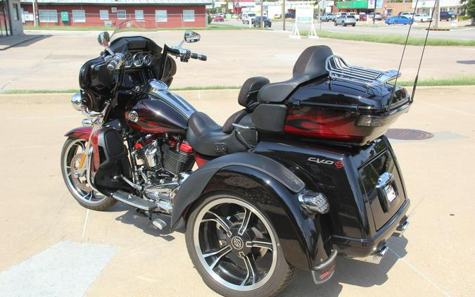 2022 Harley-Davidson CVO Tri Glide