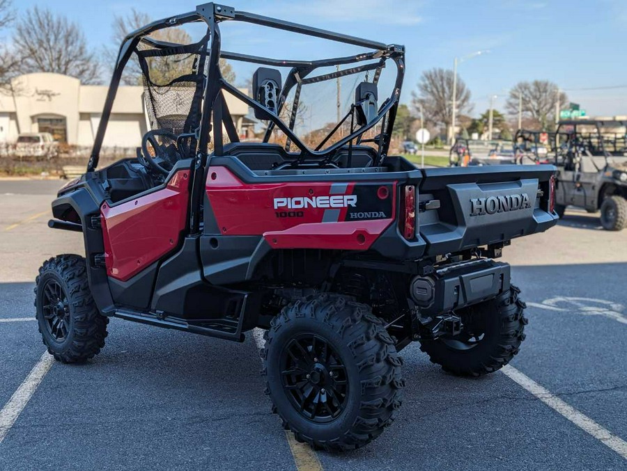 2024 Honda Pioneer 1000 EPS