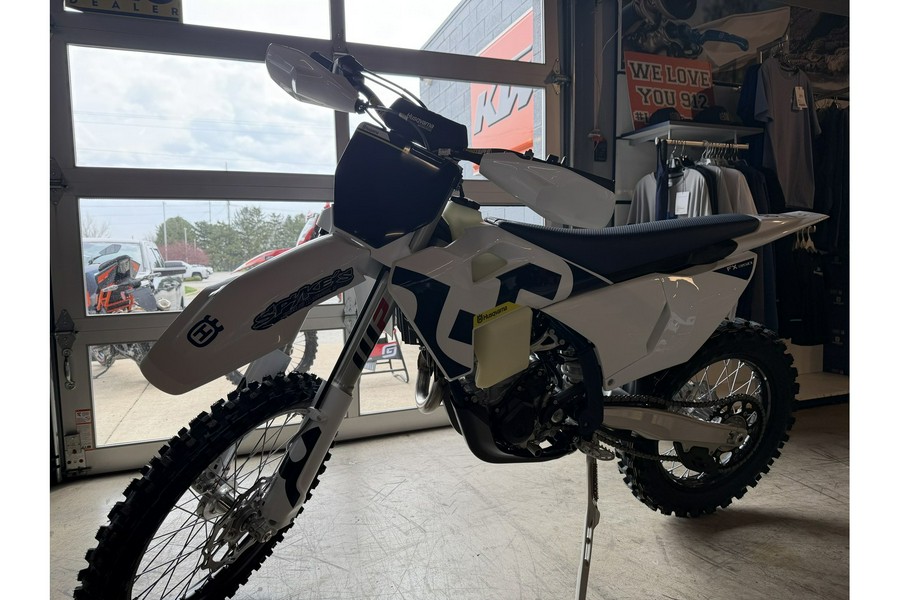 2026 FX 350 - Husqvarna Motorcycles