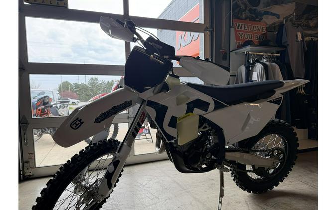 2026 FX 350 - Husqvarna Motorcycles