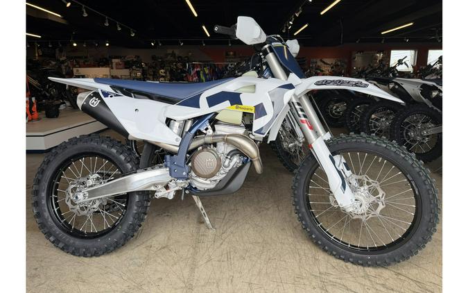 2026 FX 350 - Husqvarna Motorcycles