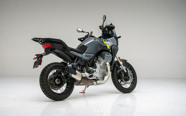 2024 Moto Guzzi Stelvio