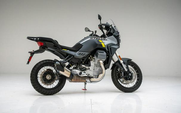 2024 Moto Guzzi Stelvio