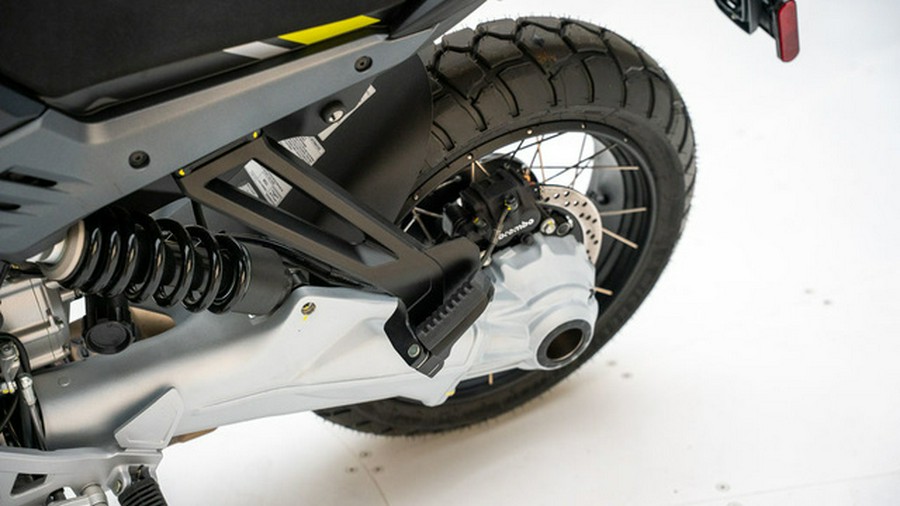 2024 Moto Guzzi Stelvio