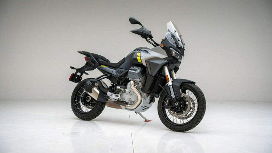 2024 Moto Guzzi Stelvio