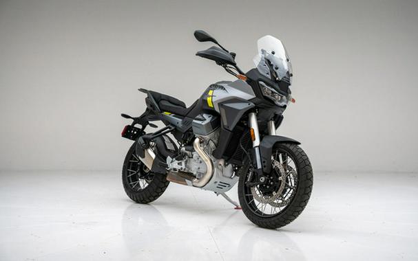 2024 Moto Guzzi Stelvio