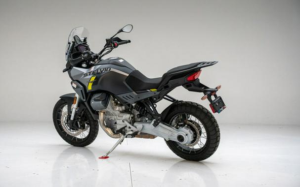 2024 Moto Guzzi Stelvio