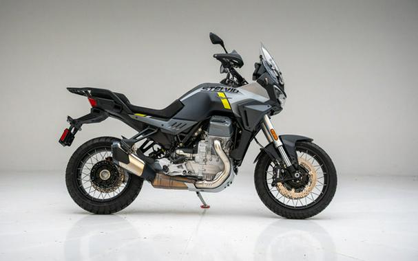 2024 Moto Guzzi Stelvio