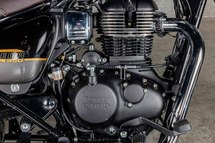 2027 Royal Enfield Meteor 350 - VV300027