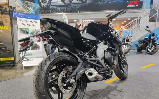 2023 CF MOTO 650NK