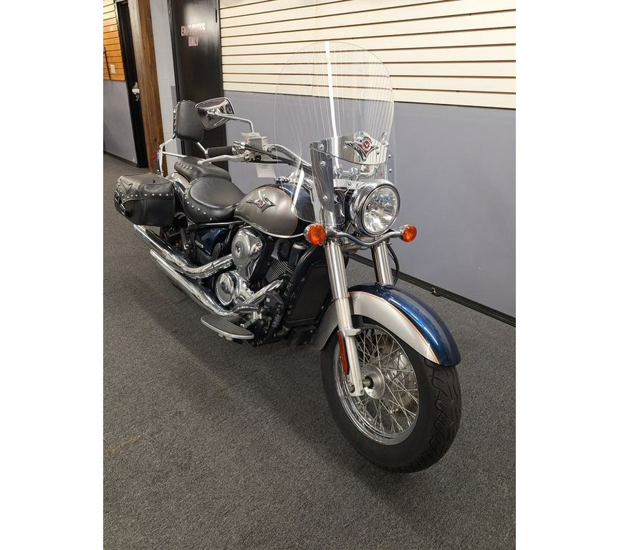 2006 Kawasaki Vulcan® 900 Classic