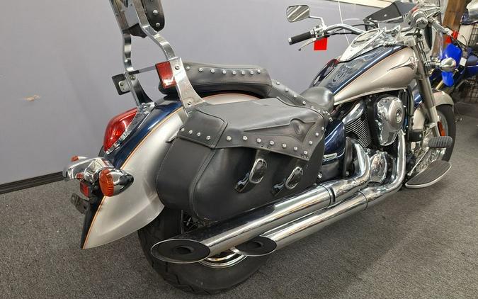 2006 Kawasaki Vulcan® 900 Classic