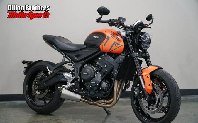 2023 Triumph Trident 660 Matte Baja Orange Matte Storm Grey