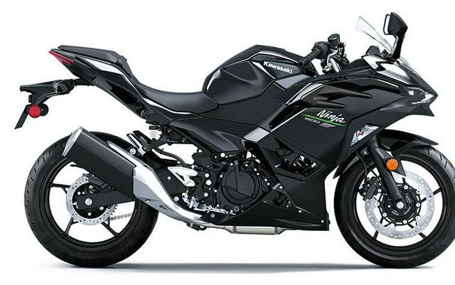 2024 Kawasaki Ninja 500 Review [14 Fast Facts]