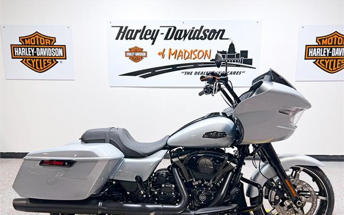 2024 Harley-Davidson Road Glide FLTRX Atlas Silver Metallic