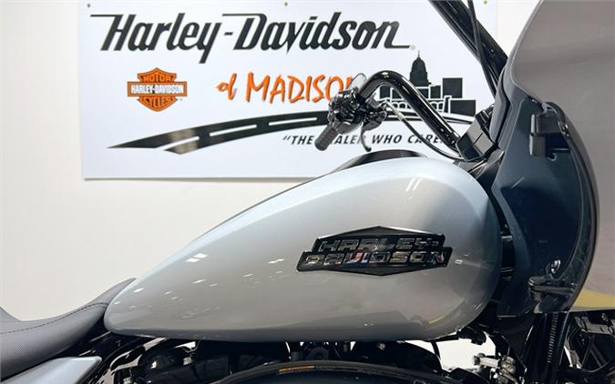 2024 Harley-Davidson Road Glide FLTRX Atlas Silver Metallic