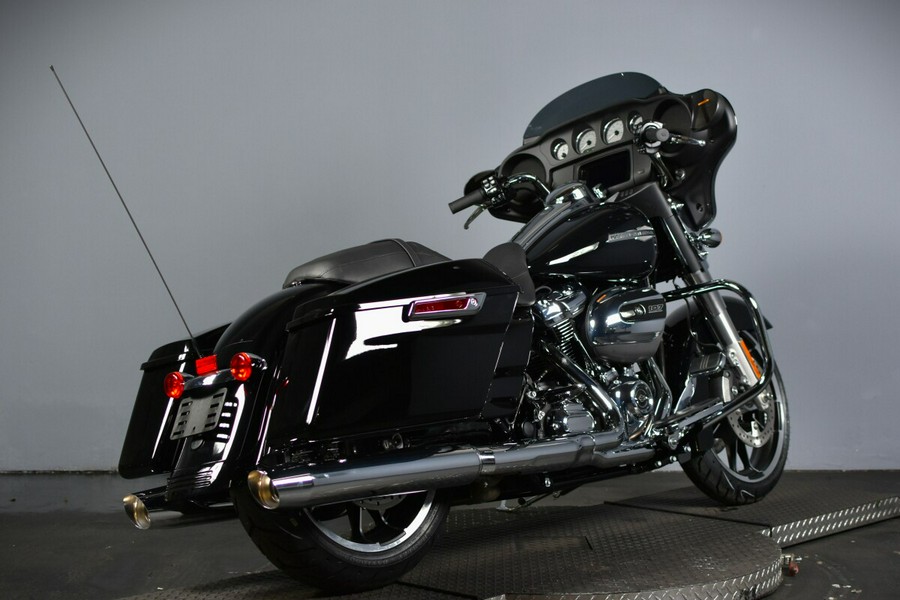 2023 Harley-Davidson Street Glide