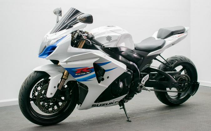 2011 Suzuki GSX-R1000™