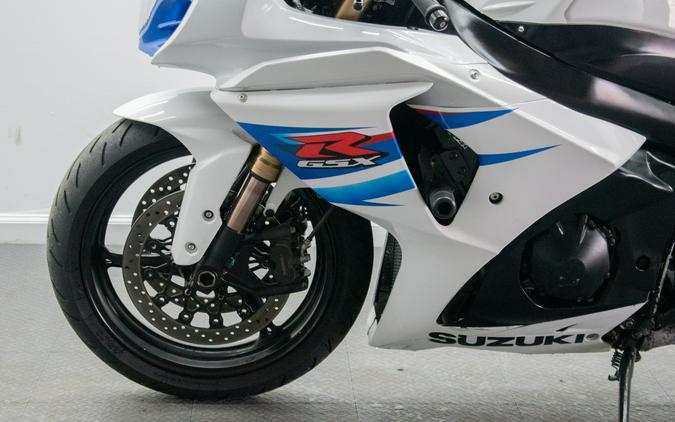 2011 Suzuki GSX-R1000™