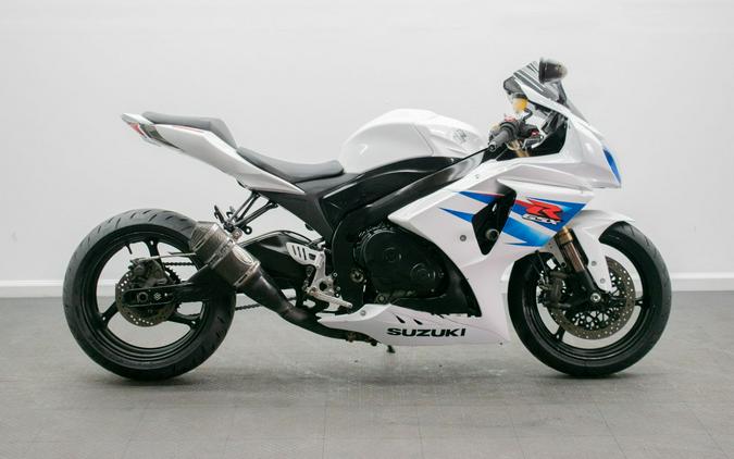 2011 Suzuki GSX-R1000™