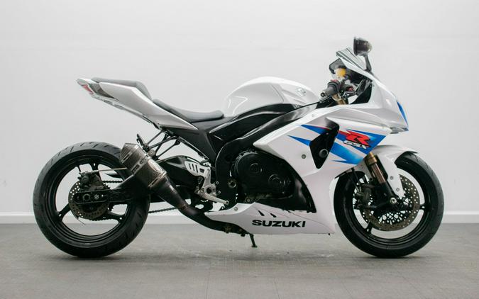 2011 Suzuki GSX-R1000™