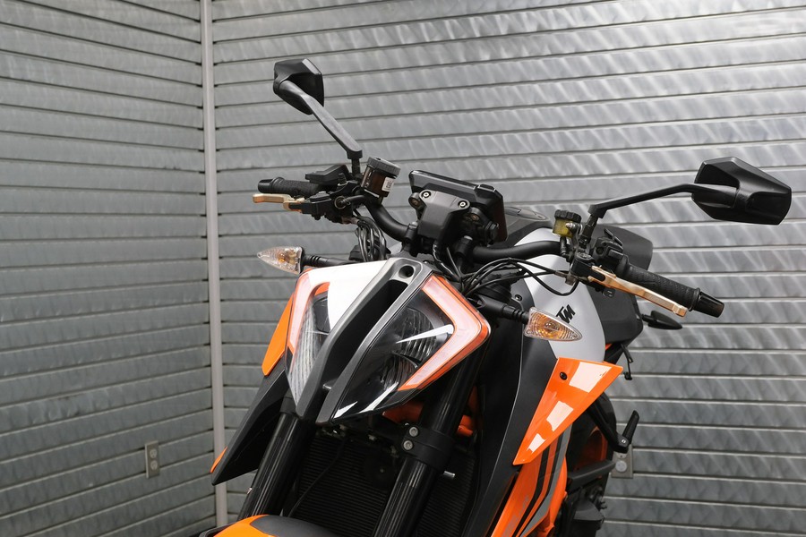 2022 KTM SUPER DUKE 1290 R EVO