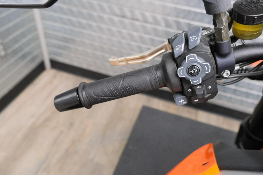 2022 KTM SUPER DUKE 1290 R EVO