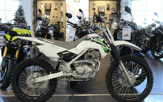 2027 Kawasaki KLX® 140R F