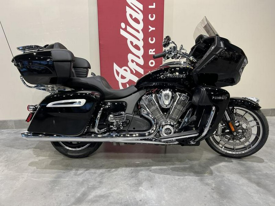 2023 Indian Motorcycle® Pursuit Limited Black Metallic