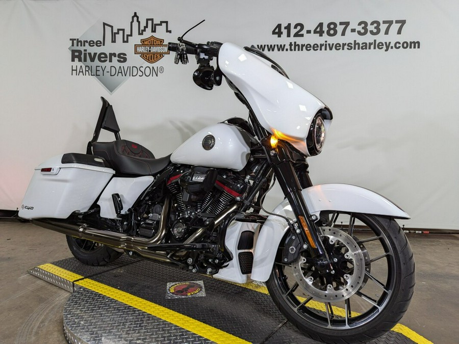 2021 Harley-Davidson CVO Street Glide Great White Pearl