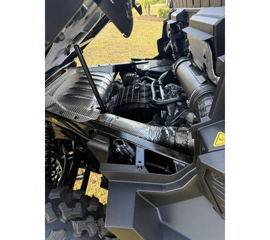 2026 Can-Am® Defender XT HD11 With 10.25 in.display