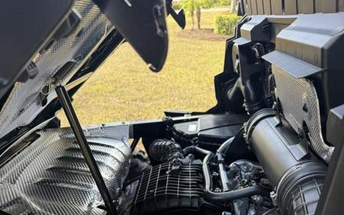 2026 Can-Am® Defender XT HD11 With 10.25 in.display