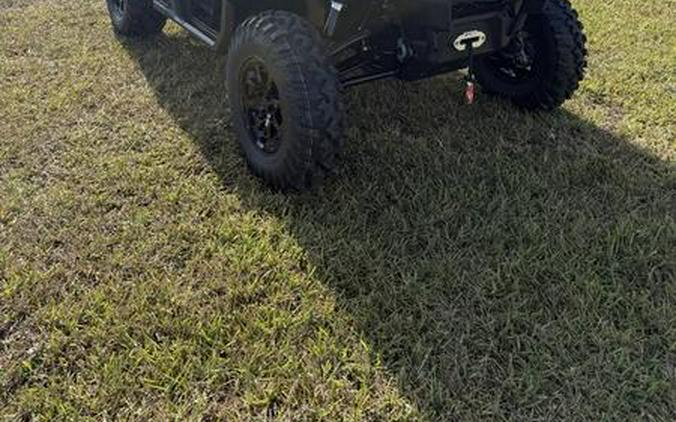 2026 Can-Am® Defender XT HD11 With 10.25 in.display