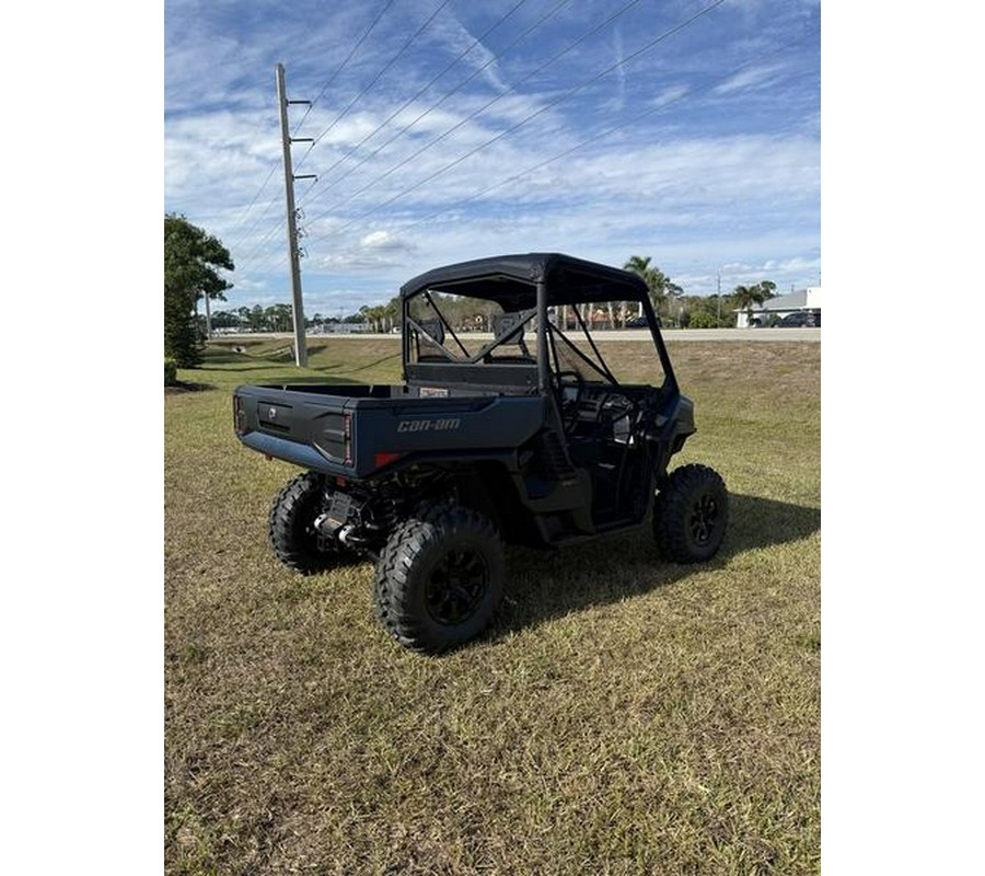 2026 Can-Am® Defender XT HD11 With 10.25 in.display