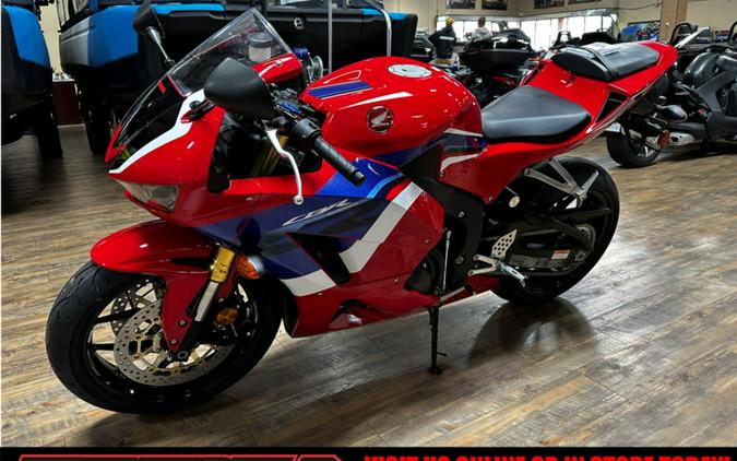 2024 Honda CBR600RR Base