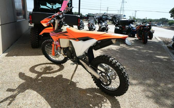 New 2024 KTM 250 XCW ORANGE