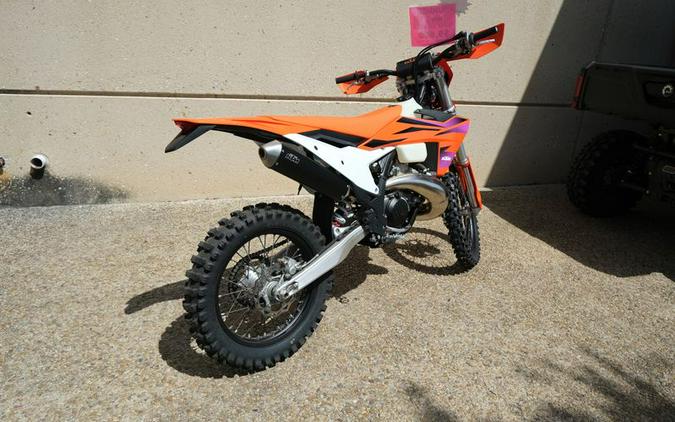 New 2024 KTM 250 XCW ORANGE