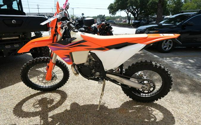 New 2024 KTM 250 XCW ORANGE