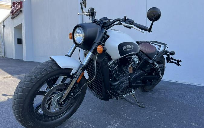 2019 Indian Motorcycle® Scout® Bobber ABS White Smoke