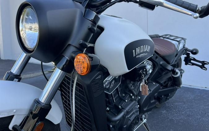 2019 Indian Motorcycle® Scout® Bobber ABS White Smoke