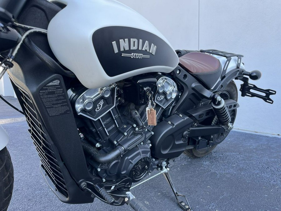 2019 Indian Motorcycle® Scout® Bobber ABS White Smoke