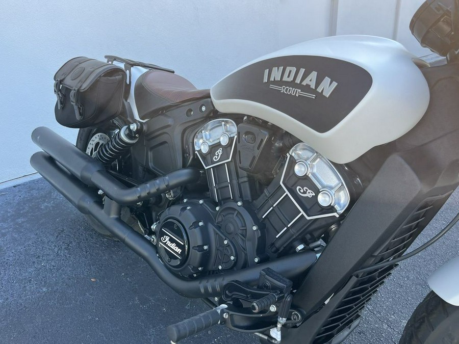 2019 Indian Motorcycle® Scout® Bobber ABS White Smoke