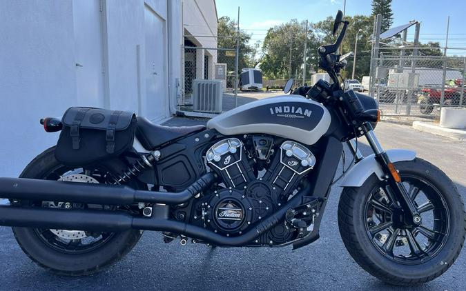 2019 Indian Motorcycle® Scout® Bobber ABS White Smoke