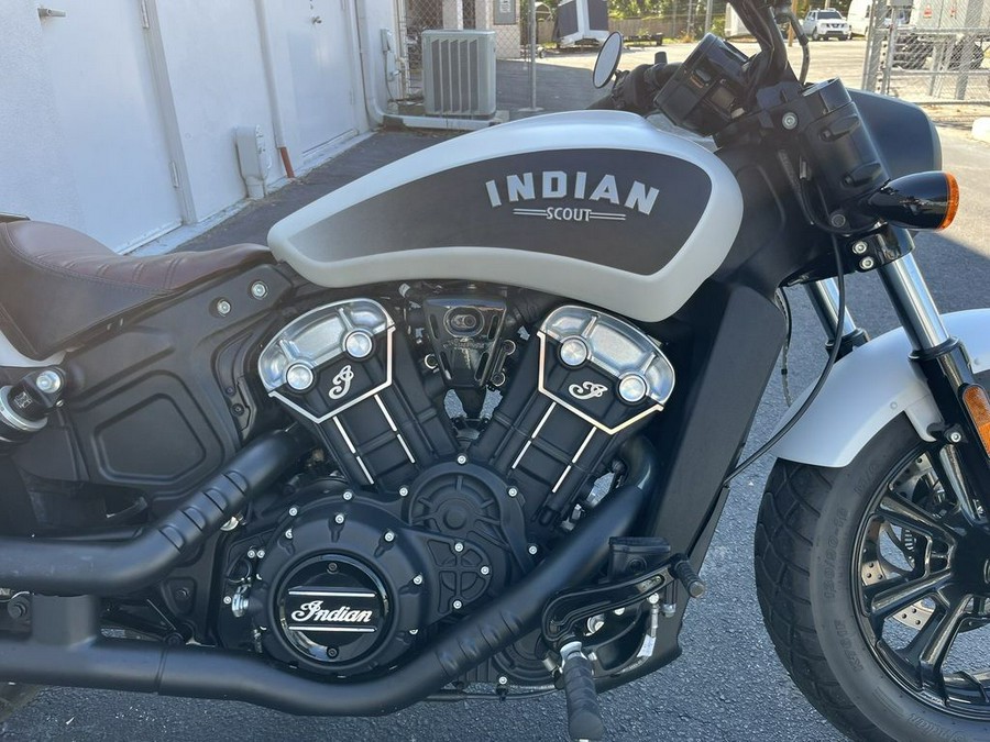 2019 Indian Motorcycle® Scout® Bobber ABS White Smoke