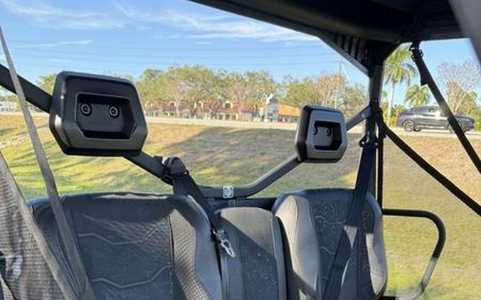 2026 Can-Am® Defender XT HD9