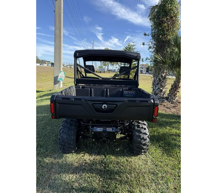 2026 Can-Am® Defender XT HD9