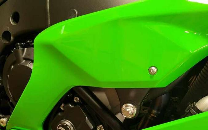 2024 Kawasaki Ninja® ZX™-10RR