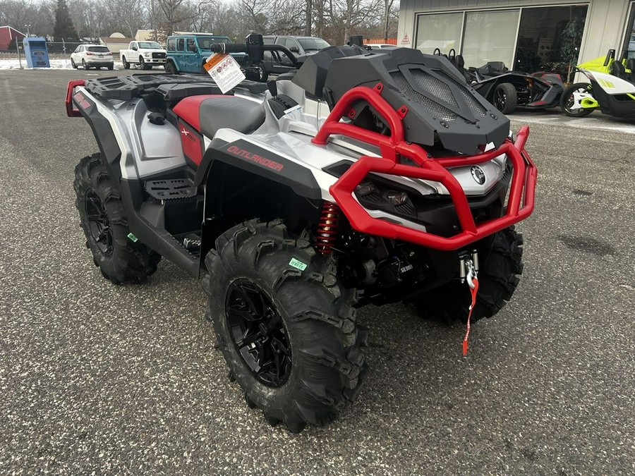 2024 Can-Am® Outlander X mr 1000R Hyper Silver & Legion Red