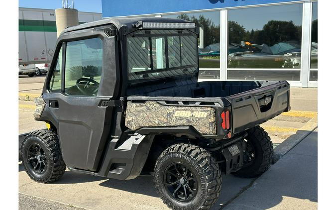 2016 Can-Am Defender XT HD10