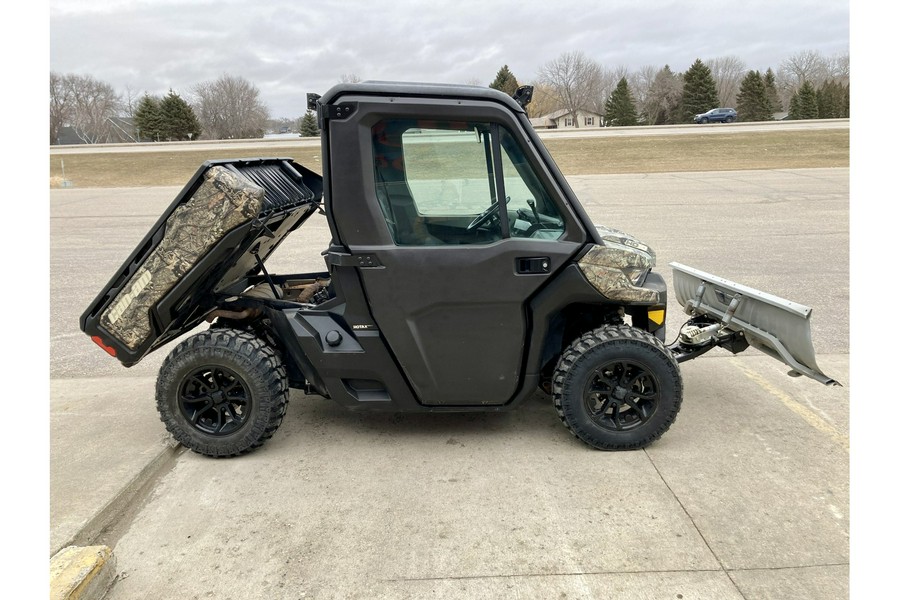 2016 Can-Am Defender XT HD10